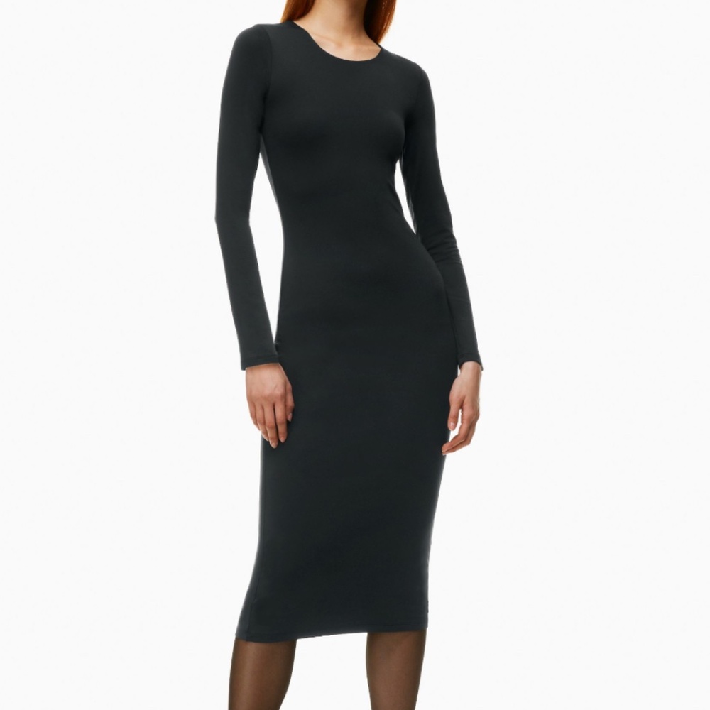 Babaton Contour Crew Black Long Sleeve Midi Dress